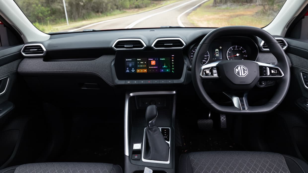 MG ZS interior